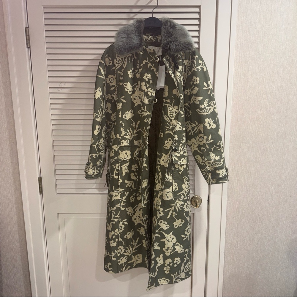 Green Floral Trench Coat with Fur Collar
